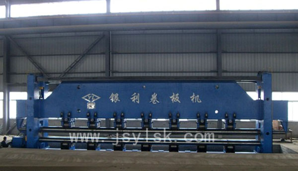 船用卷板機(jī)