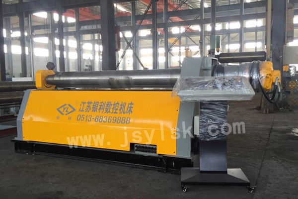 四輥卷板機(jī)