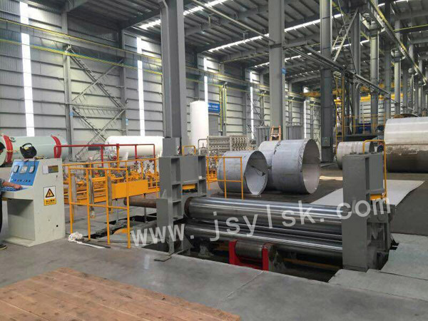 中小型上輥萬能式卷板機(jī)