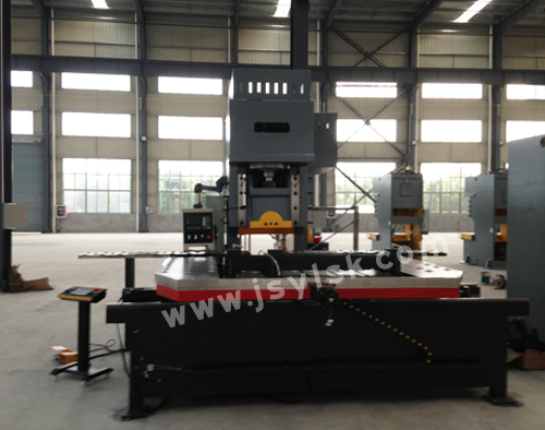 江蘇聯(lián)創(chuàng)數(shù)控機(jī)床有限公司