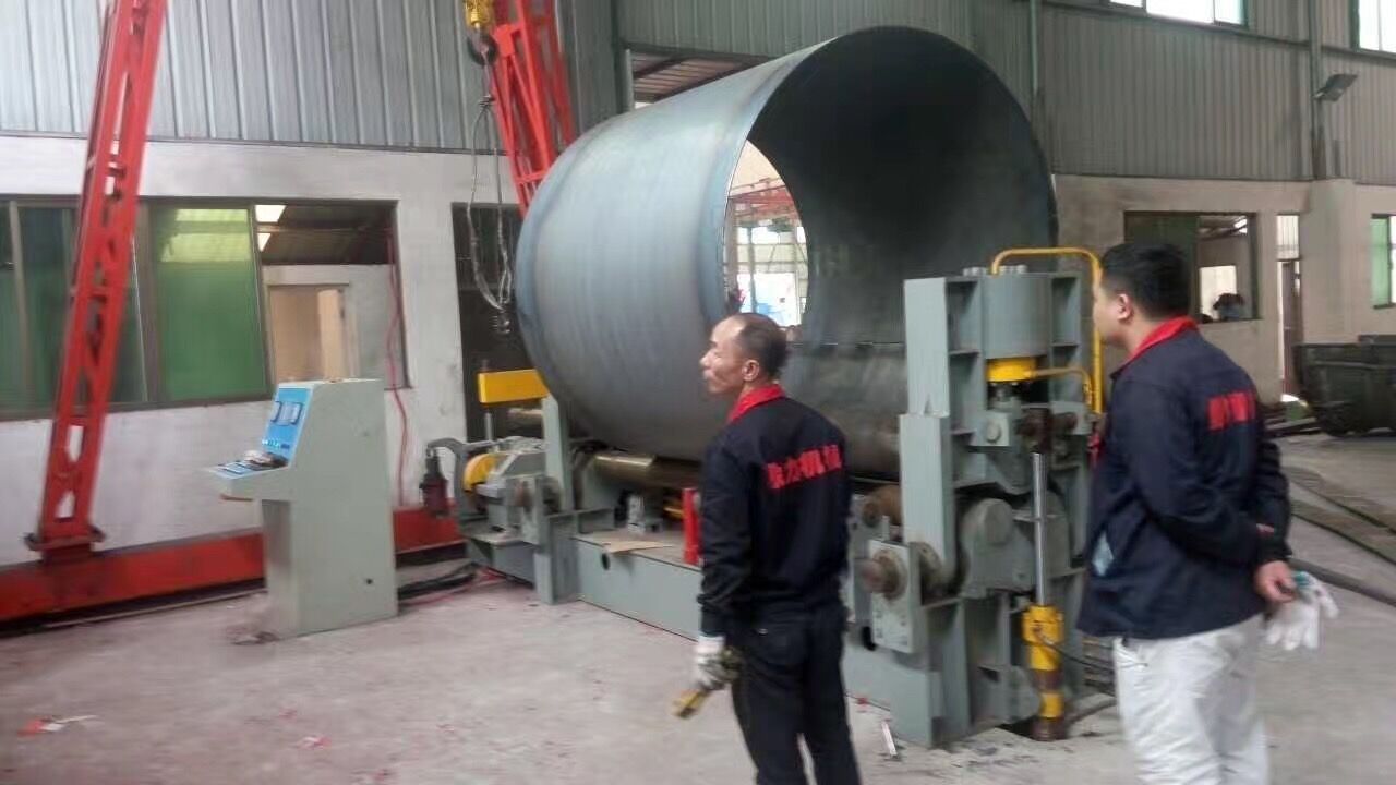 卷板機安裝調試