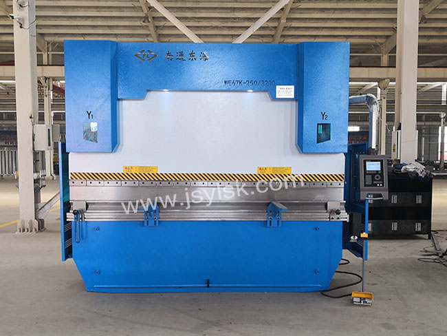 WE67K-250/3200數控折彎機